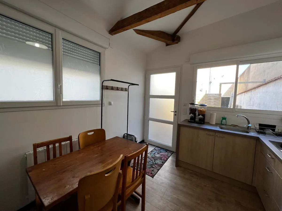 Holiday home Le Chappe, Maisonnette Neuve, Quartier Au Calme.